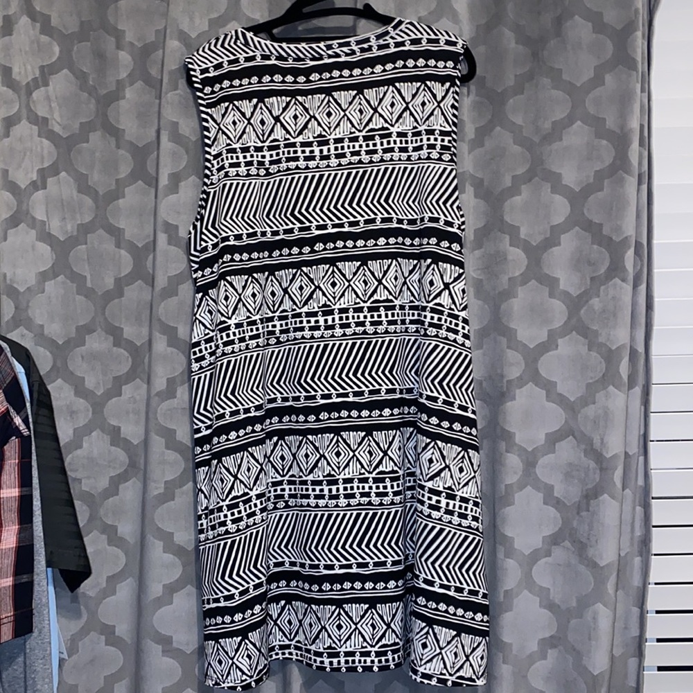 AB Studio Dress - Picture 3 of 4